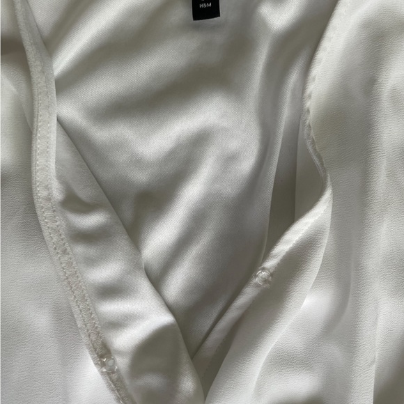 Divided H&M flowy sheer romper - Picture 6 of 7